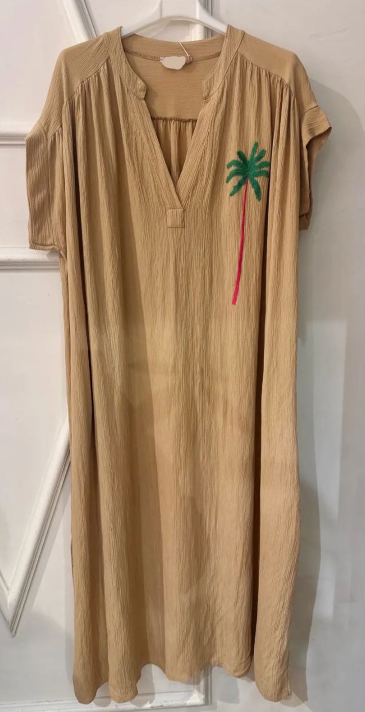Robe longue blanche avec son palmier  vert