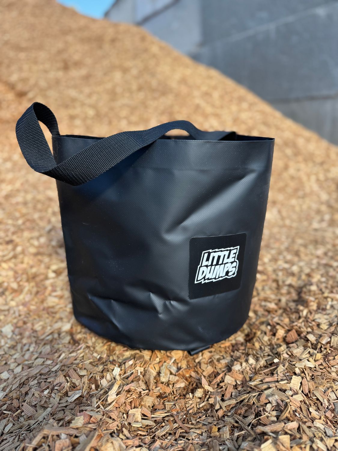 Solid Bottom Collapsible Bucket (Black)