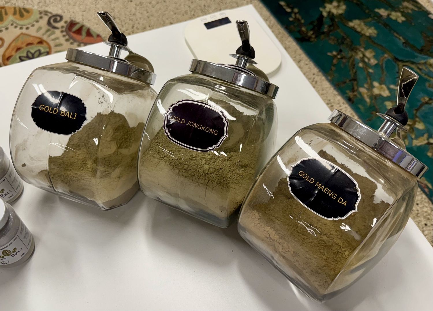 Gold Vein Kratom (per gram)