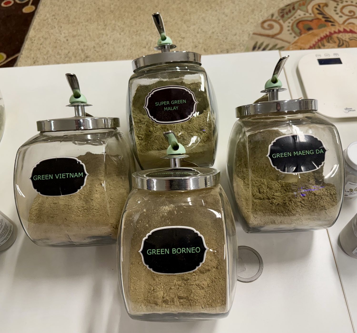 Green Vein Kratom  (per gram)