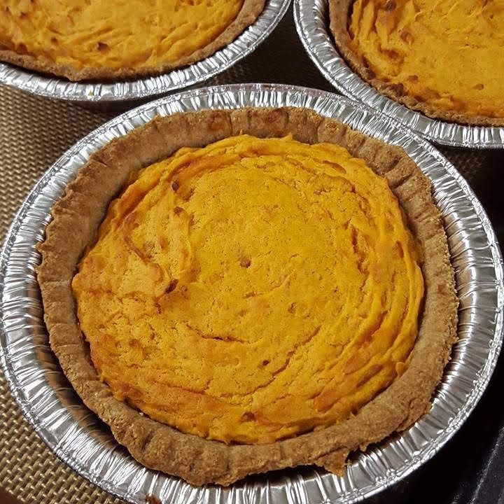 &quot;Paw&quot;-tite Pies