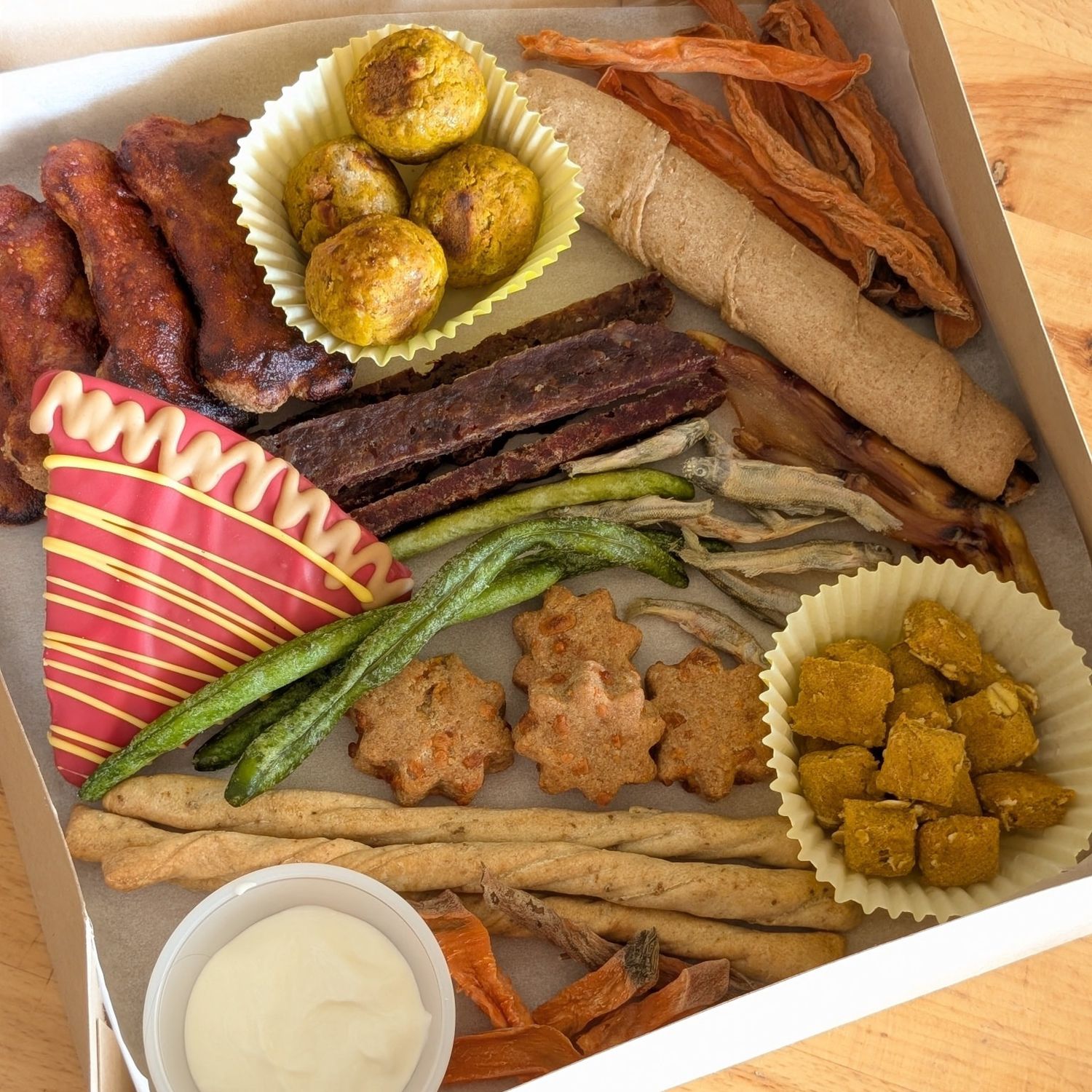 End Zone Barkcuterie Box