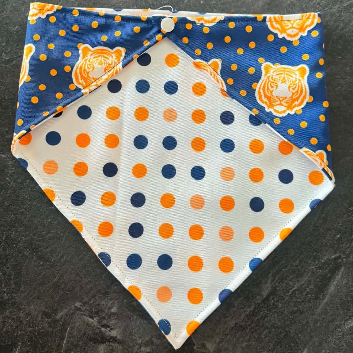 Brit + Bear Tiger Dots Bandanna, Size: L