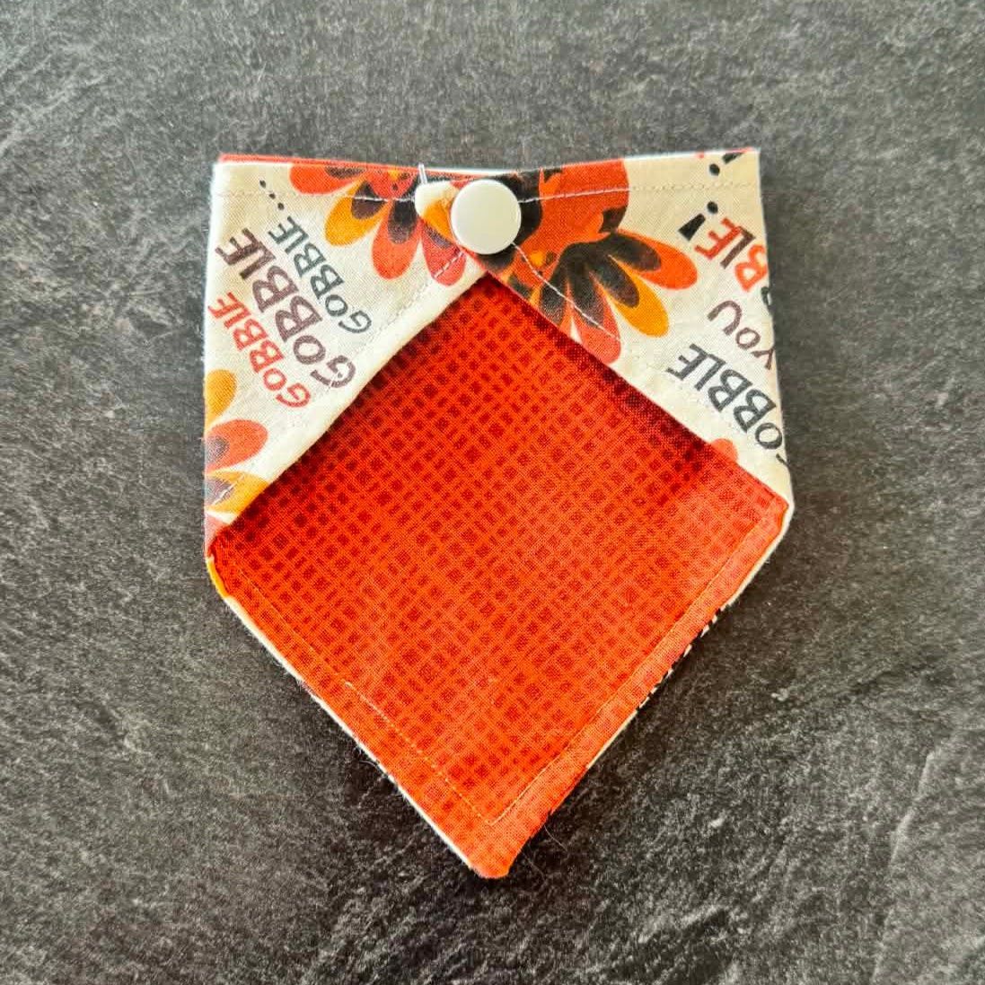 Brit + Bear Gobble Wobble Bandanna, Size: XXS