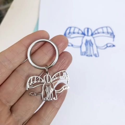 Personalized key rings with children&#39;s drawings