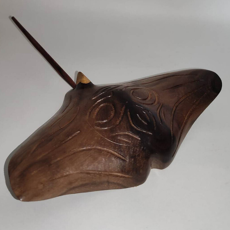 Wood carving - Manta ray (Ry15-2)