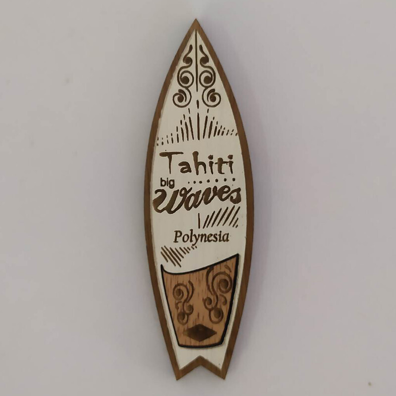 Magnet en bois - Surf de Tahiti tribal