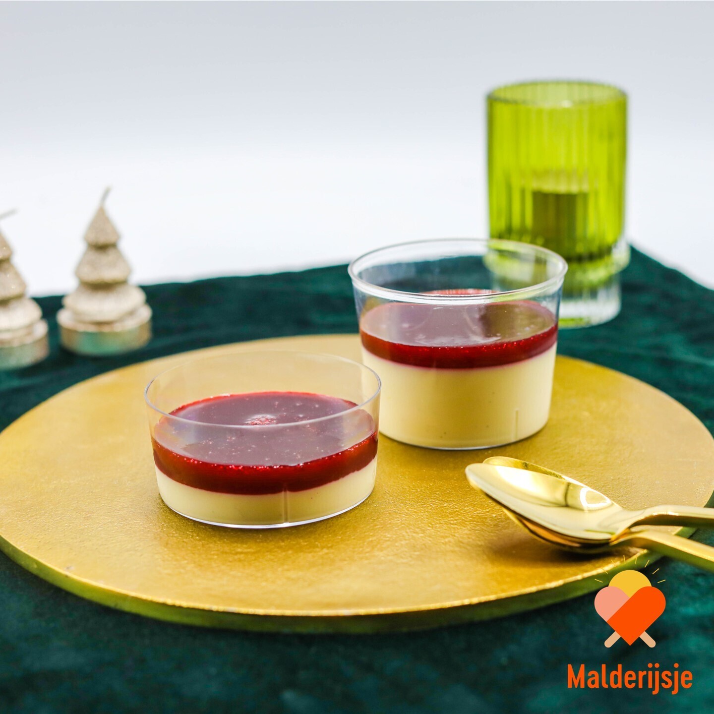 Panna cotta rode vruchten