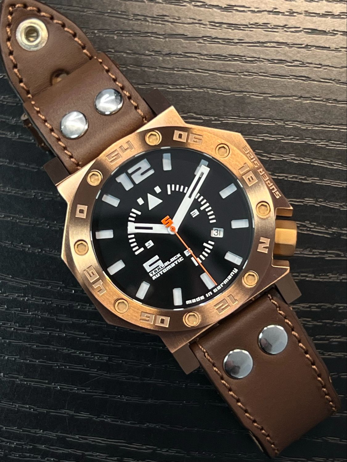 Super Size Next Gen - Brown Leather Super Size Next Gen - Brown Leather