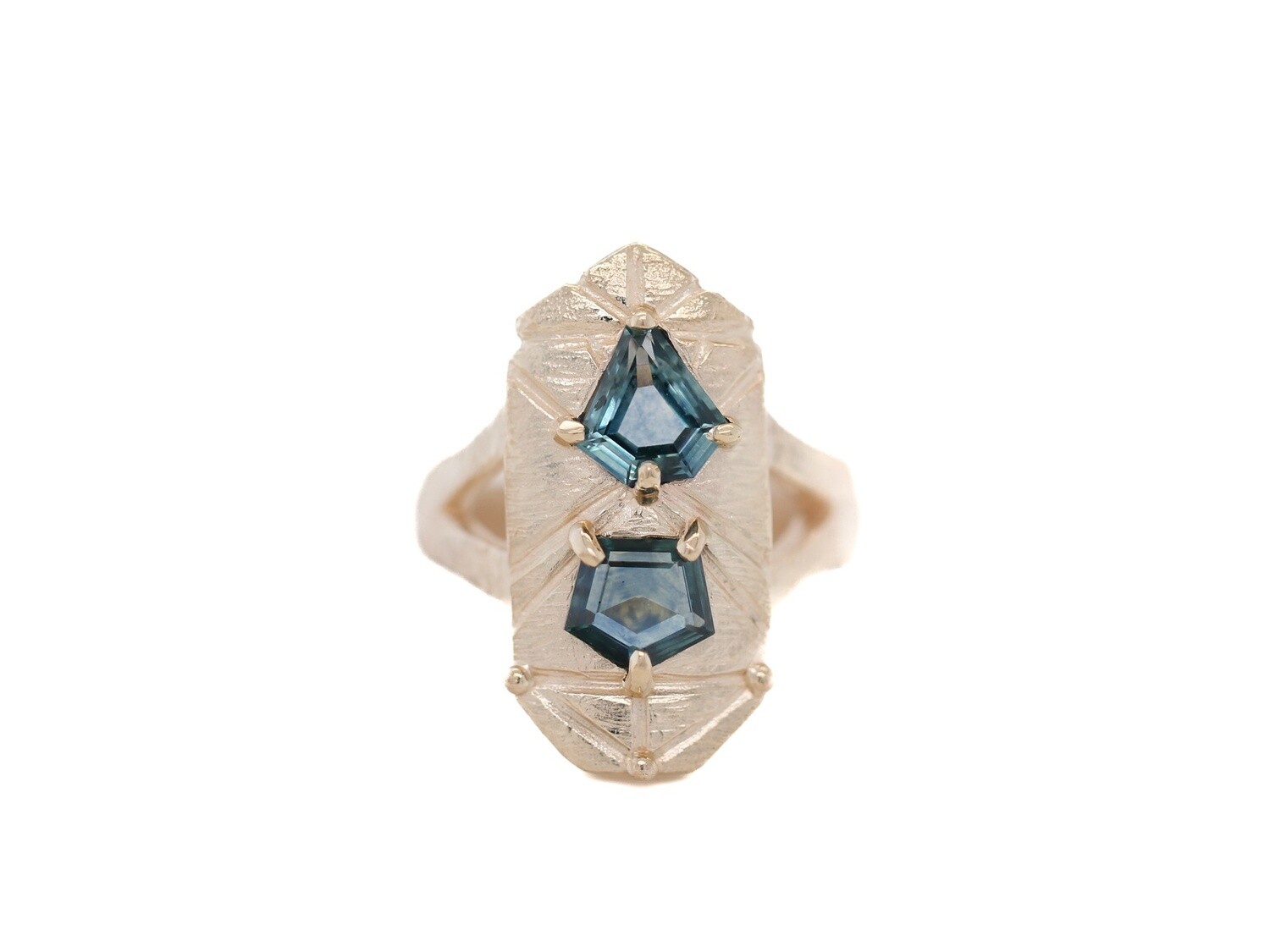 Sapphire Shield Ring 5