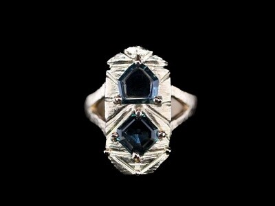 Sapphire Shield Ring 3