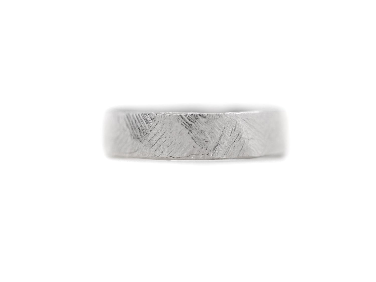 4.7 mm Platinum Band