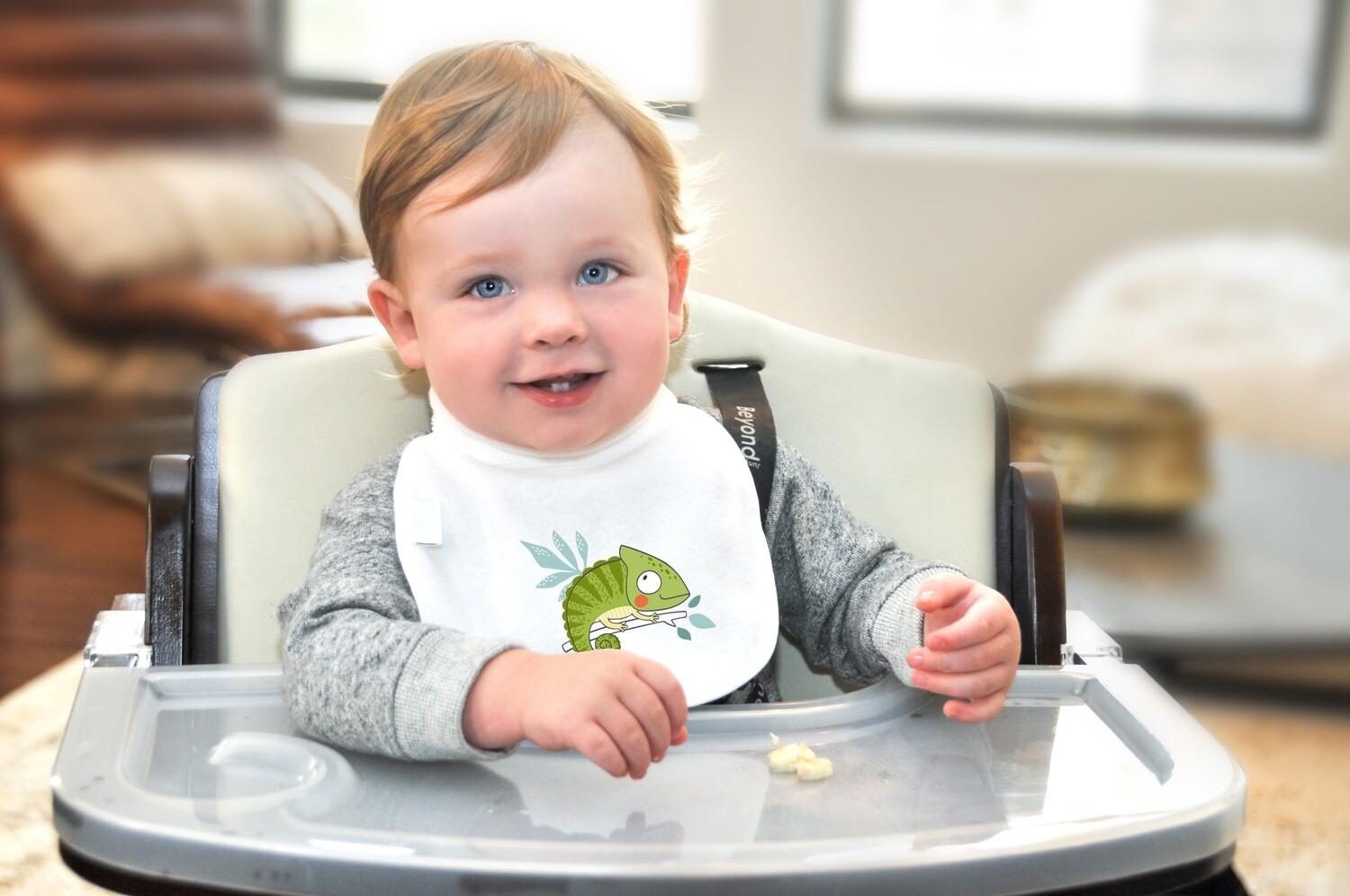Cotton New Born Baby Bib with a colourful Chameleon