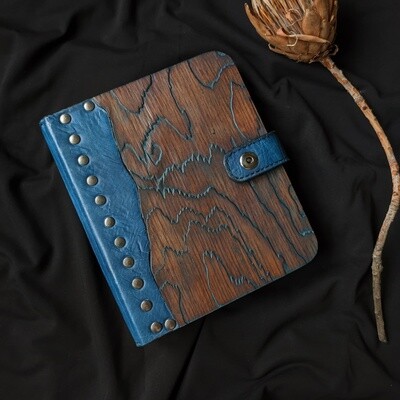 Лимитированный деревянный блокнот коричневый с синим