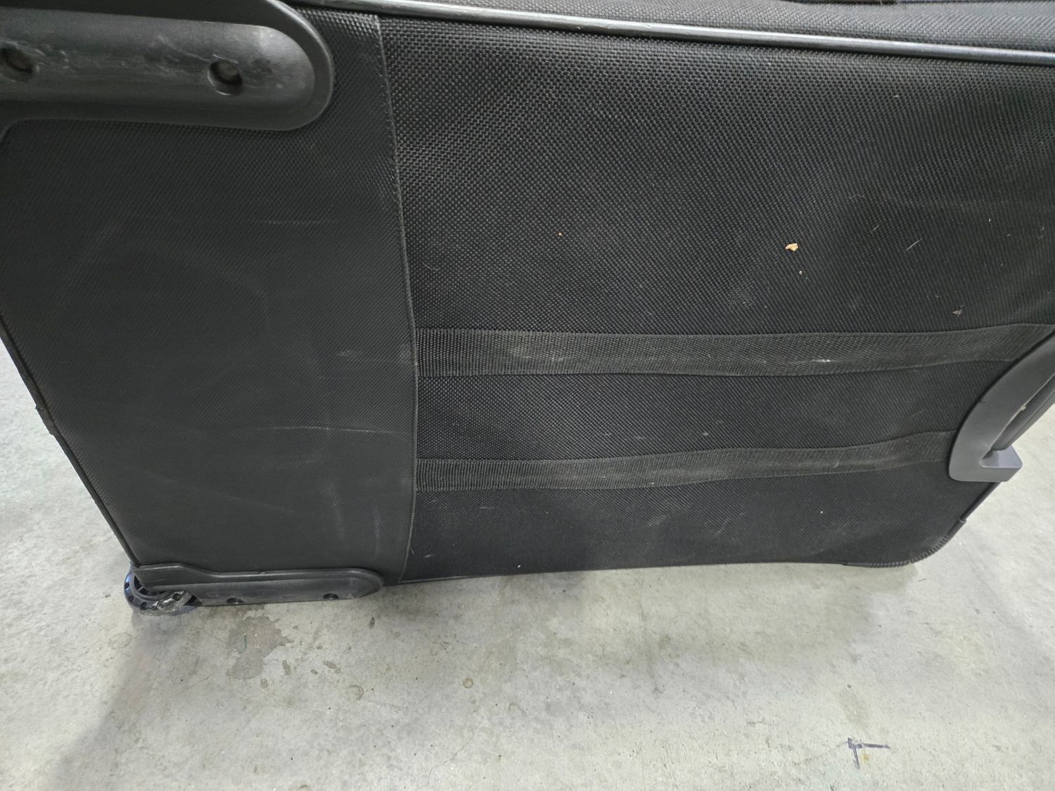 American Tourister Black Rolling Luggage