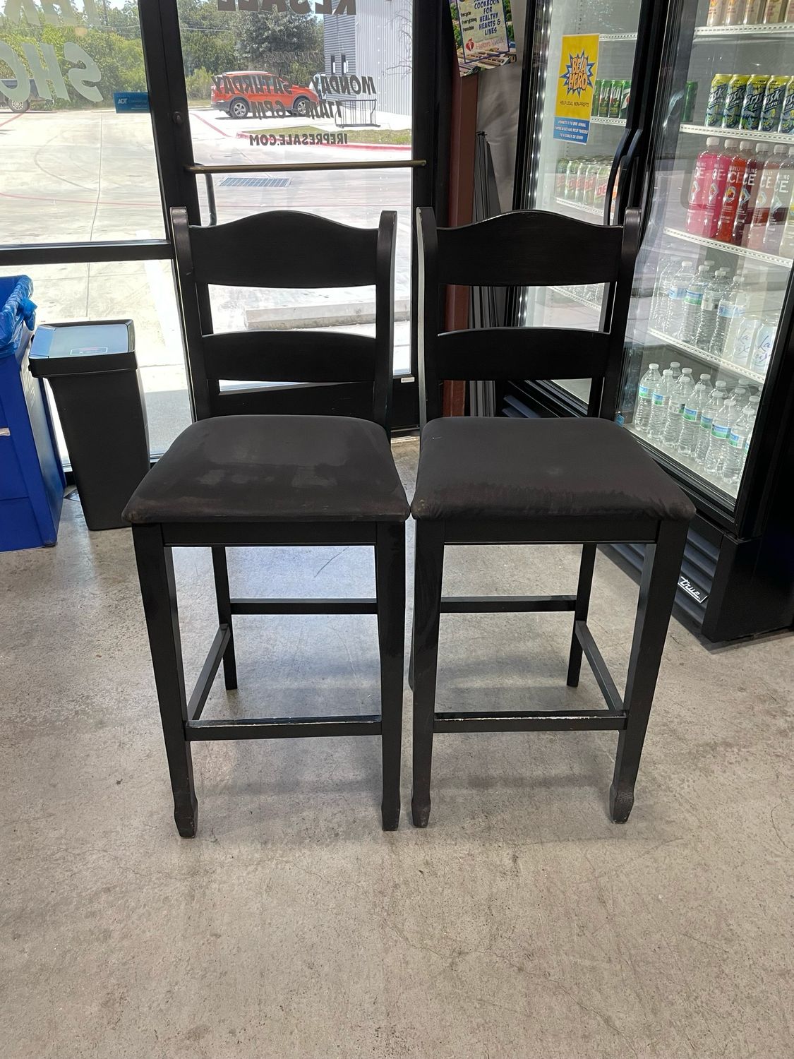 Set of 2 Black Bar Chairs