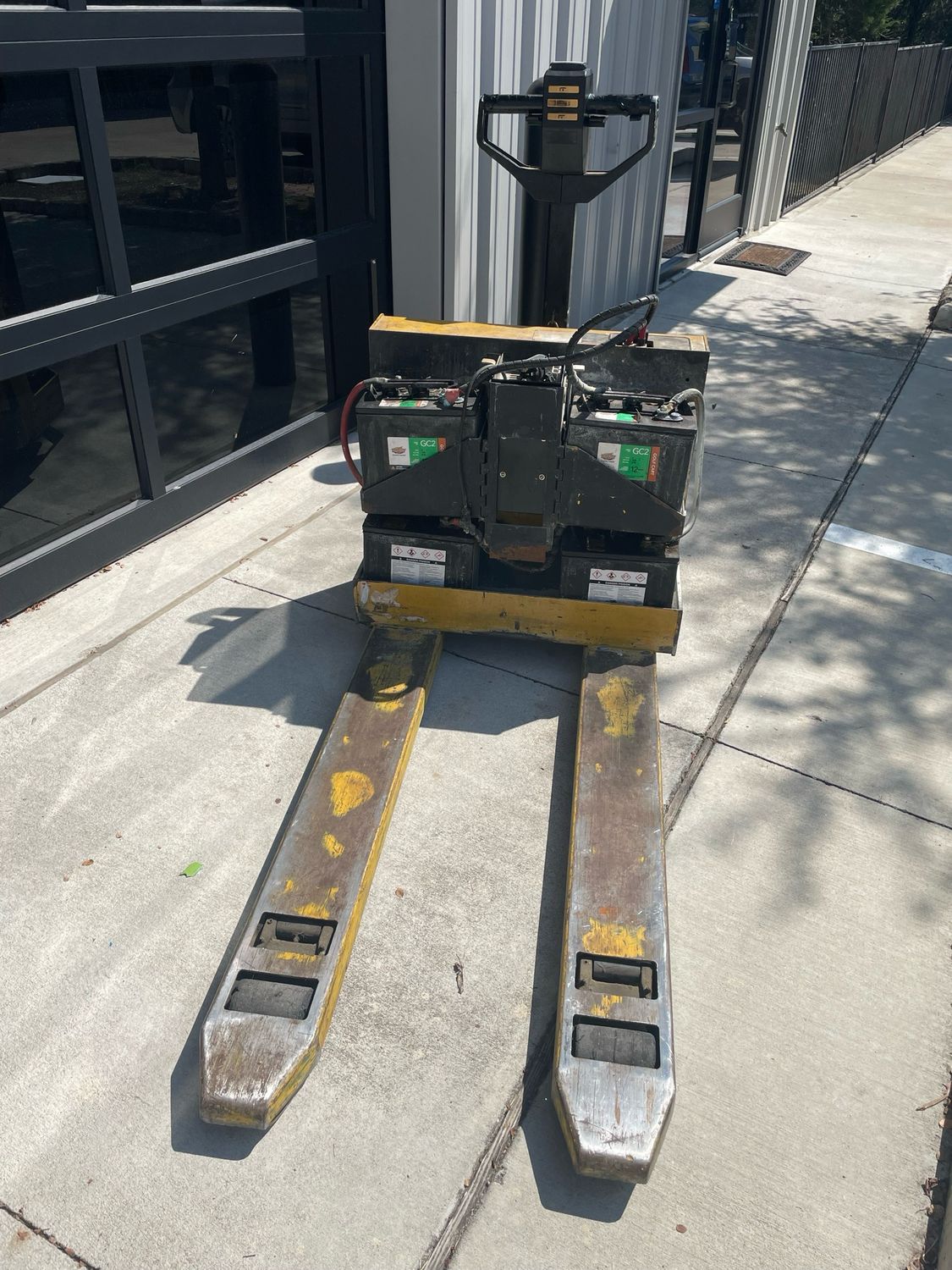 Yale Pallet Jack