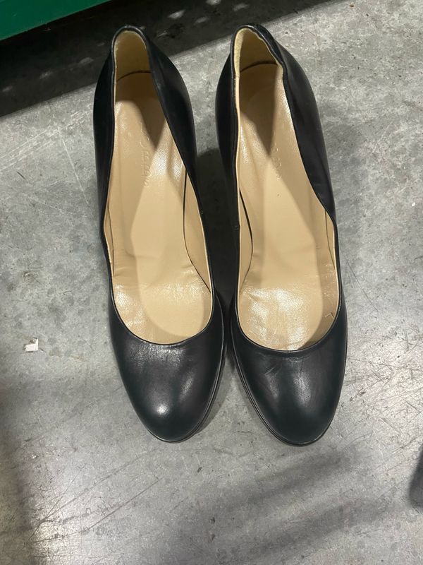 Hobbs Black Pumps