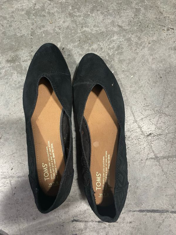 Black Suede Tom’s