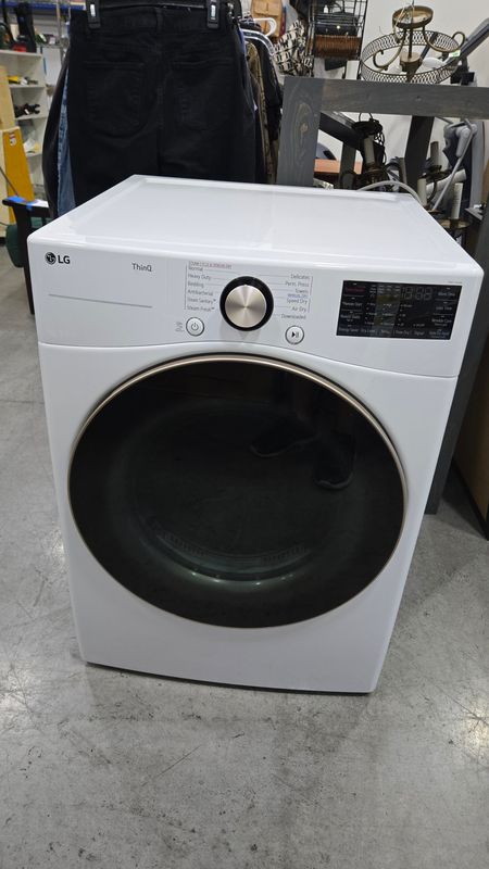 1117 LG ThinQ White Front Load Gas Dryer