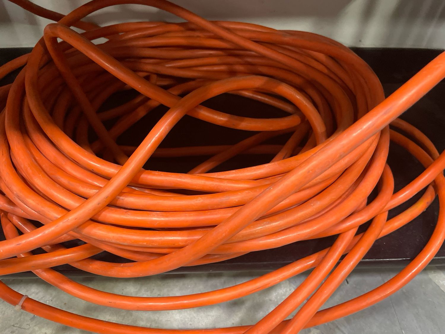 100’ Heavy Duty Extension Cord