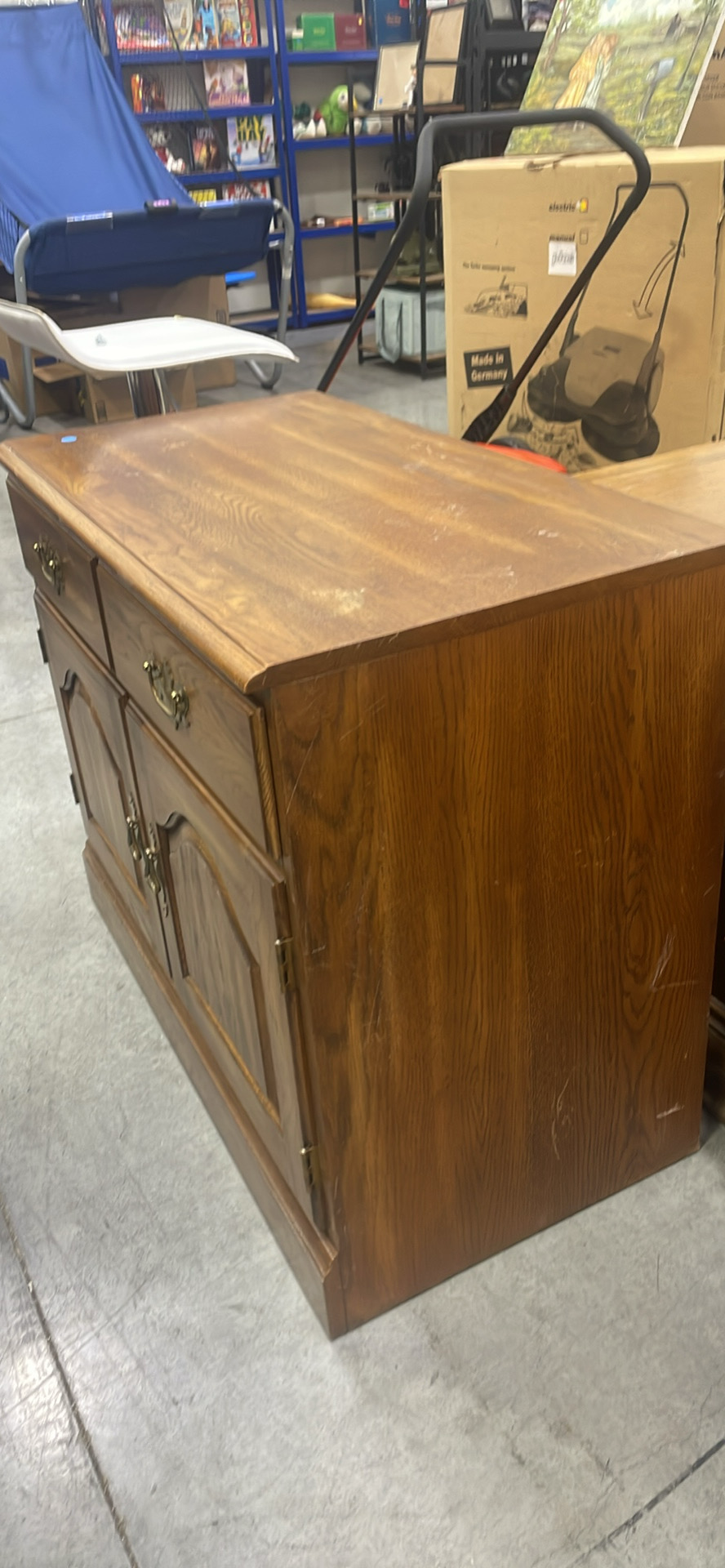 Thomasville Buffet Style Table