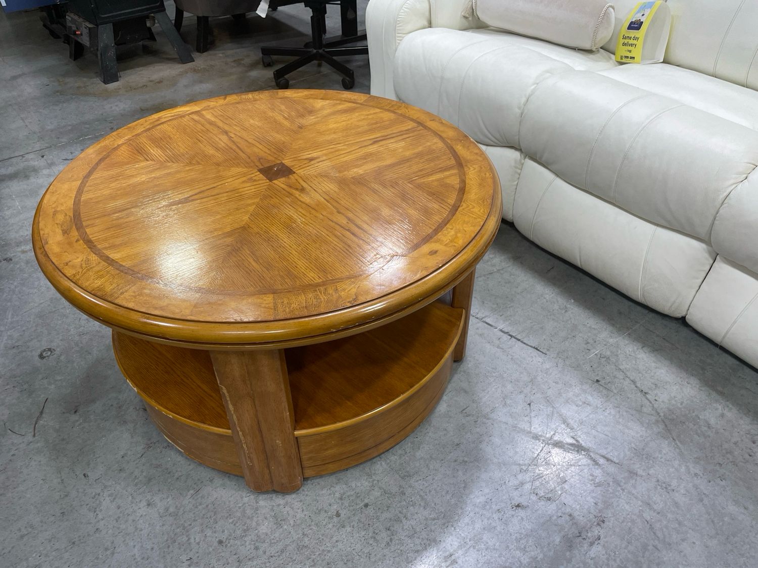 Hammary Lift Top Cocktail Table