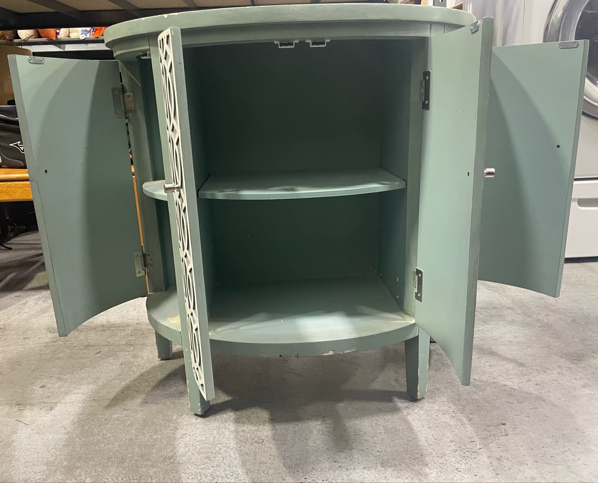 Half Moon Table 4 Door