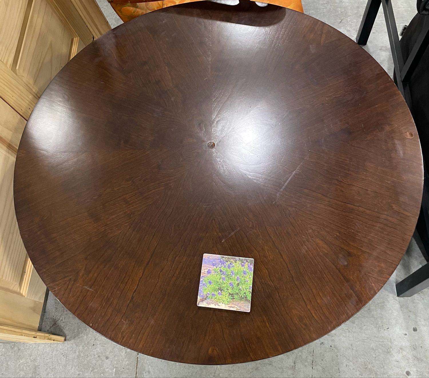 Round Table