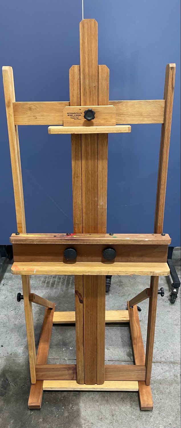 Richeson Dulce Wood Easel