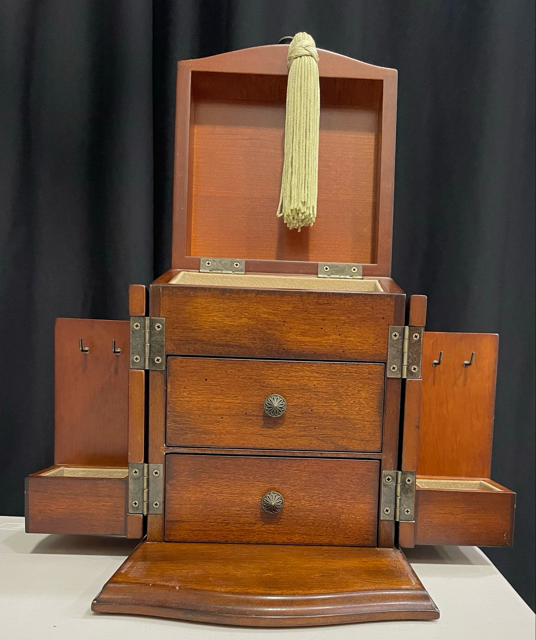 Dressing Table Jewelry Box