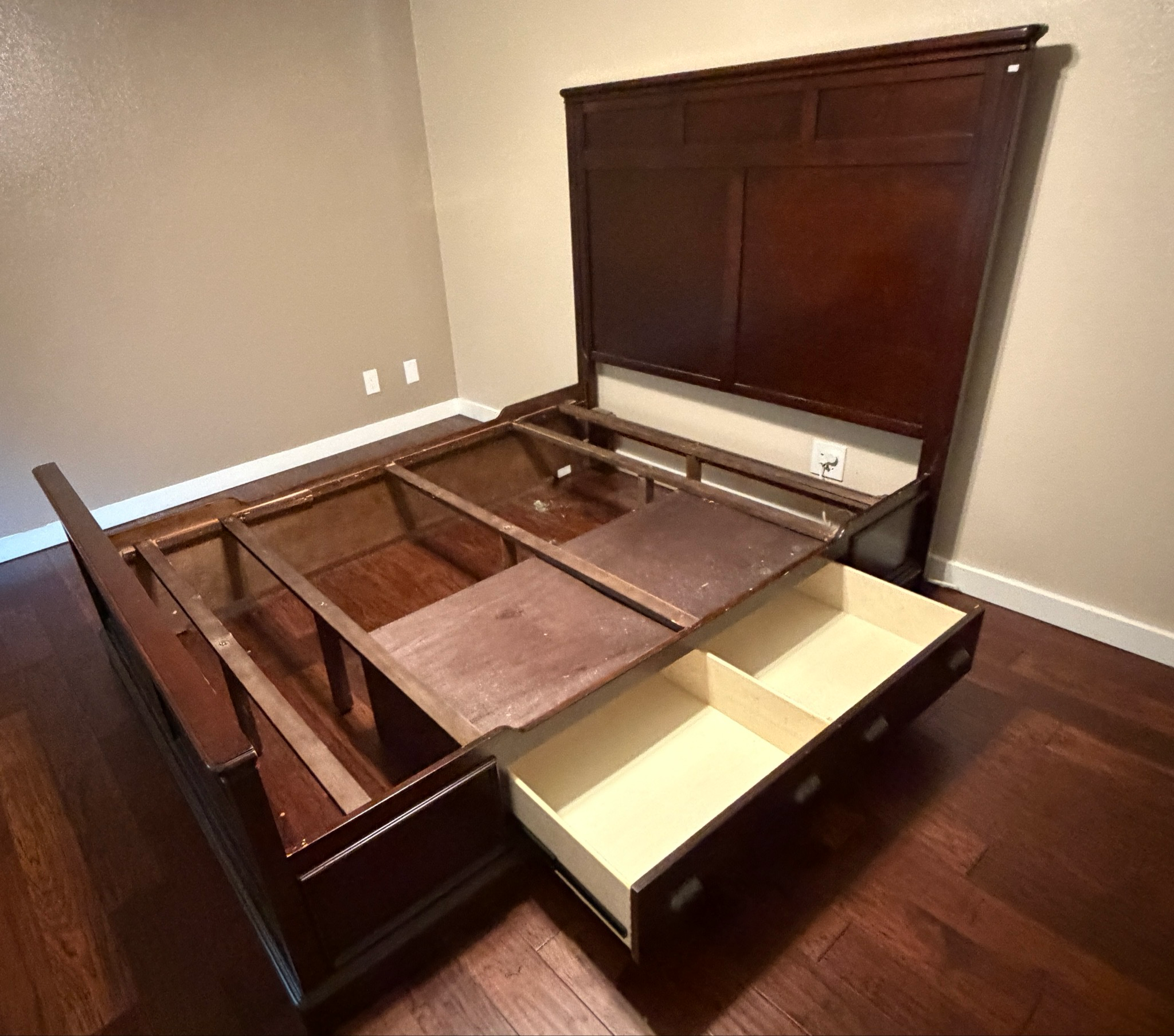 Queen Bedframe With Drawers