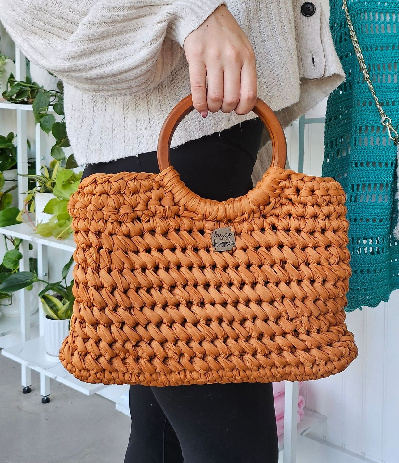 The "Miss Jeannie" Clutch