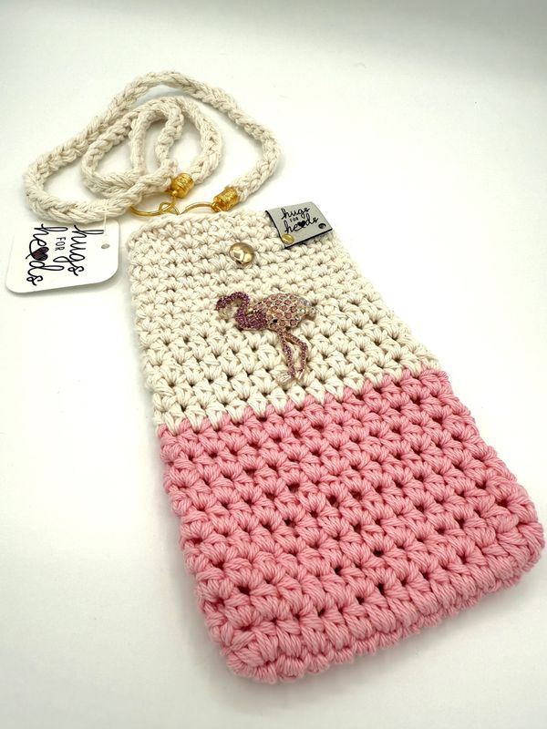 Handmade Crochet Crossbody Cell Phone Sak – Flamingo Edition