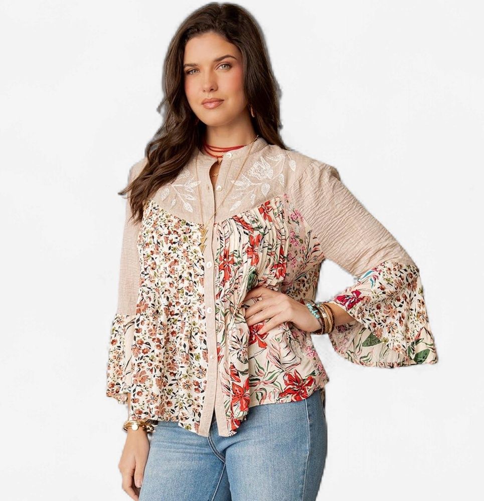 NEW Floral Embroidered Boho Top, Size: SMALL
