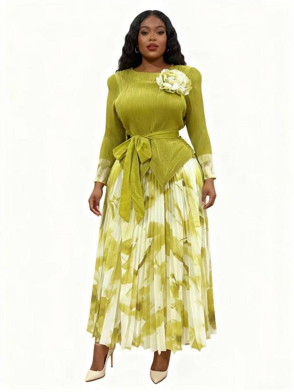 Blushing Bloom Pleated Skirt Set