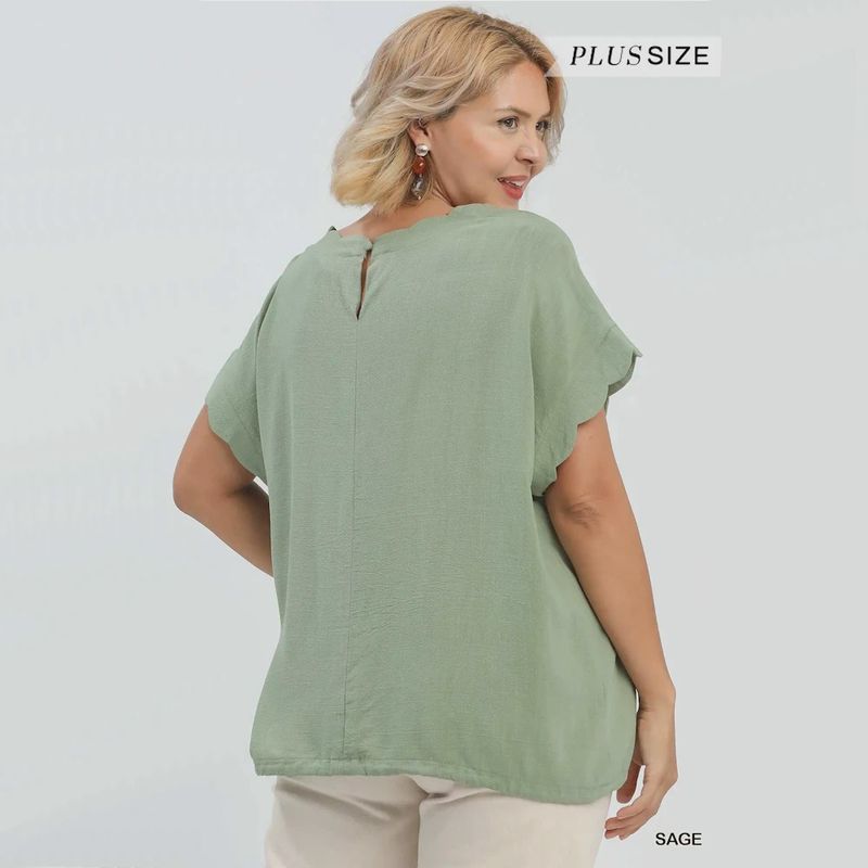 CURVY Sweetheart Scallop Top