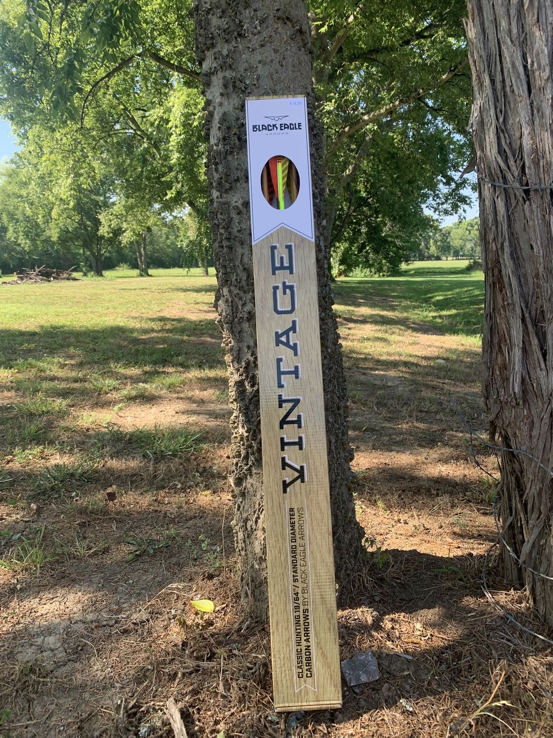 VINTAGE 500 ORG FEATHER ARROW