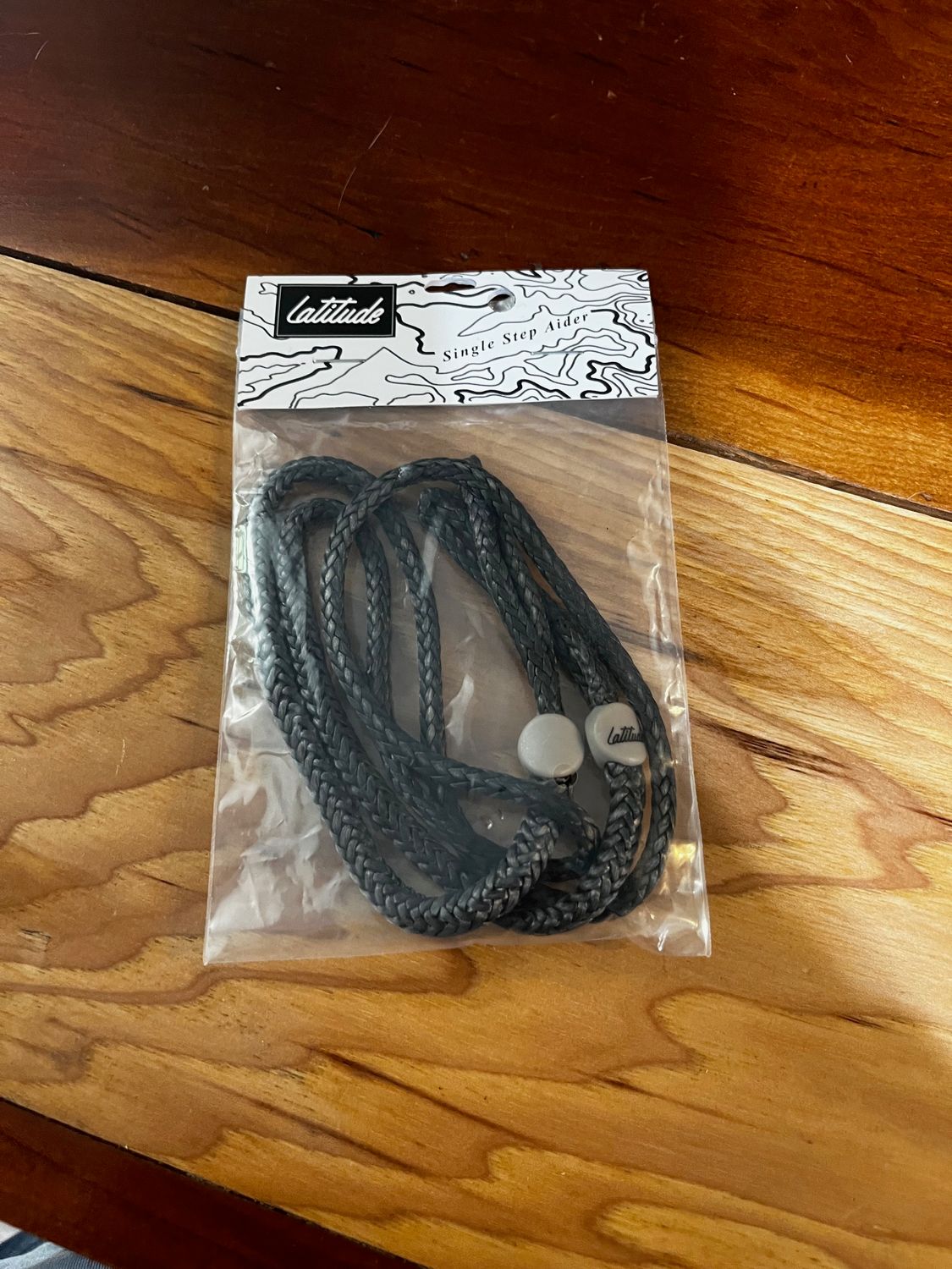 LATITUDE SINGLE STEP AIDER