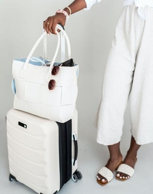 TRAVEL BAGS