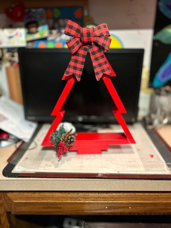 Red Rustic Wood Christmas Tree (SMALL)