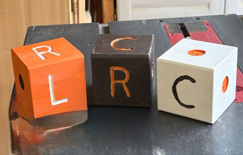 LEFT CENTER RIGHT DICE GAME