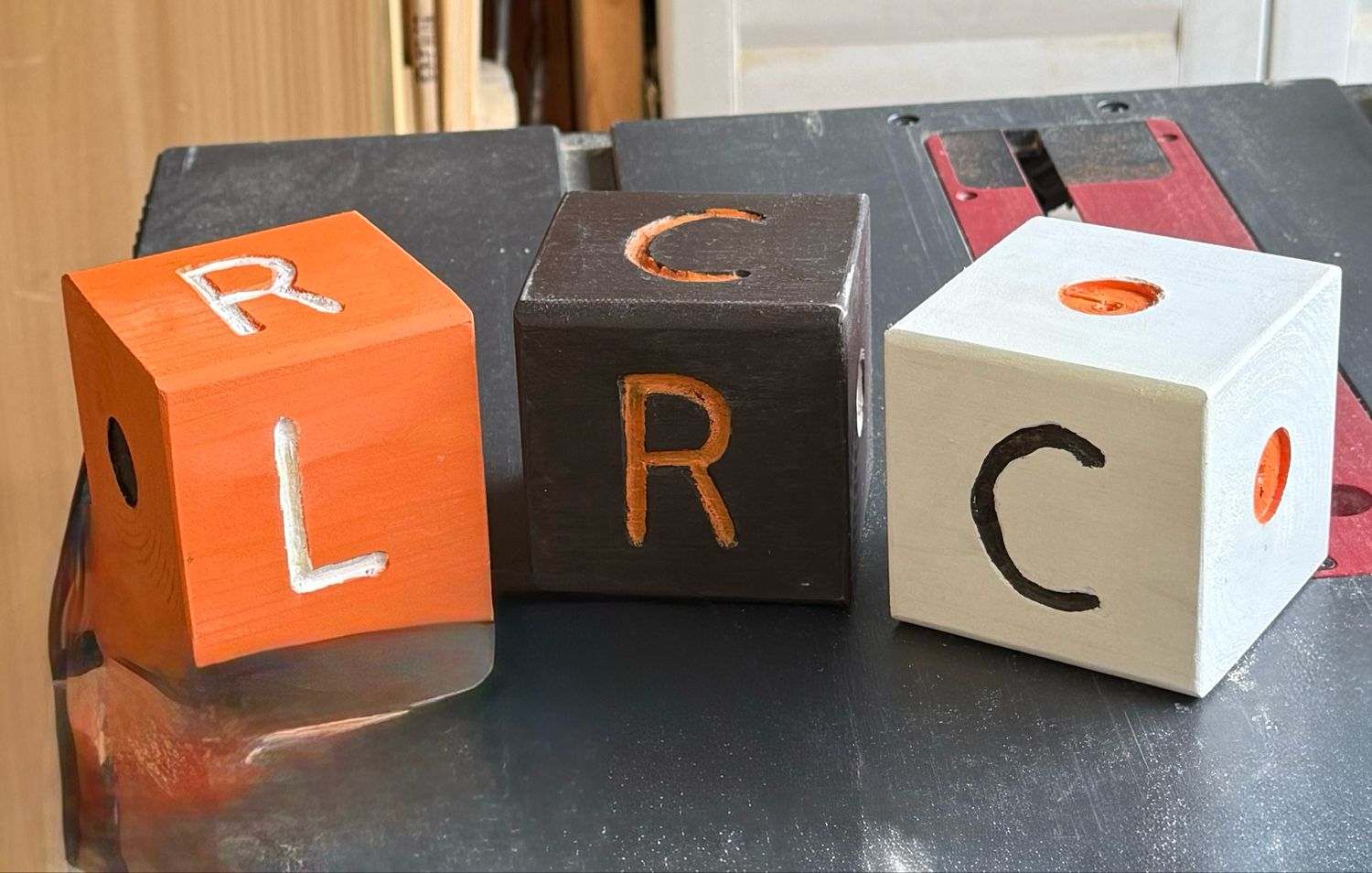 LEFT CENTER RIGHT DICE GAME
