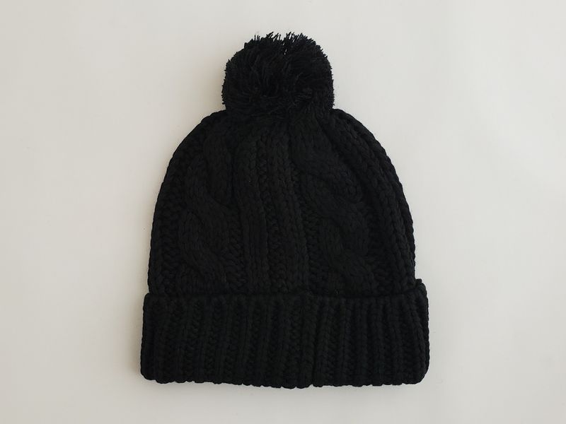 Unisex Woll-Mütze - handmade - schwarz Unisex Woll-Mütze - handmade - schwarz