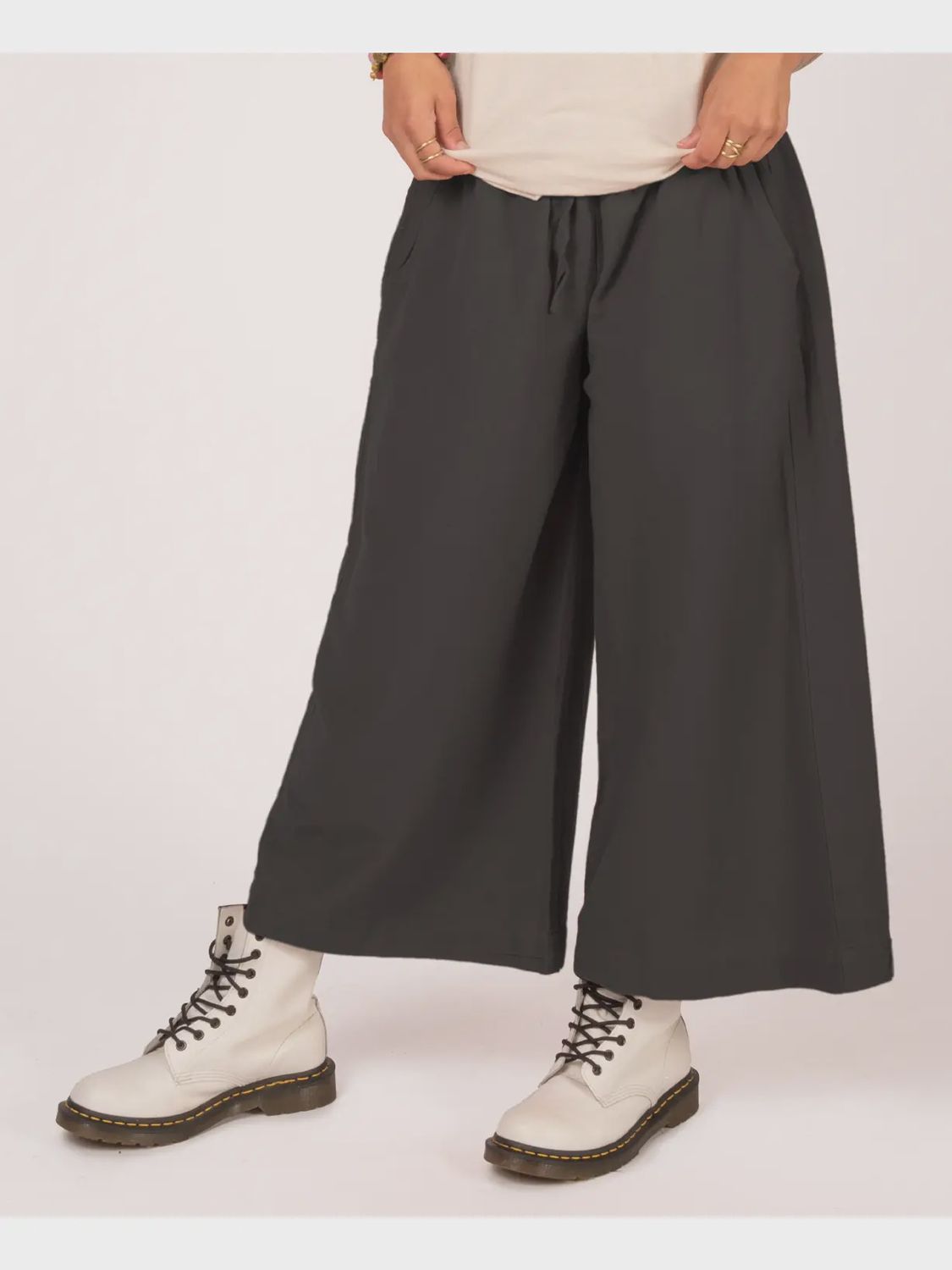 Hemp Cropped Palazzo Pants-Black