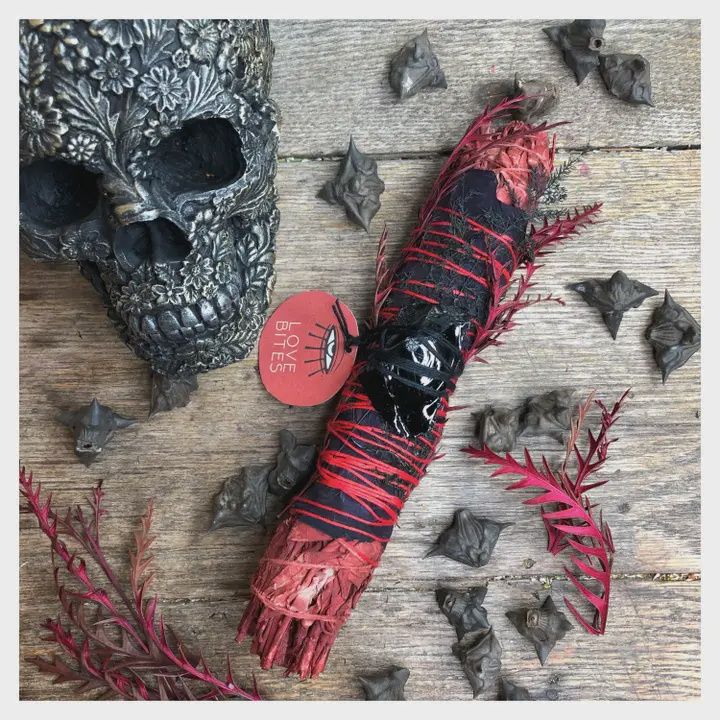 &#39;love Bites!&#39; Dragon&#39;s Blood Sage Wand w/ Obsidian - 9&quot;