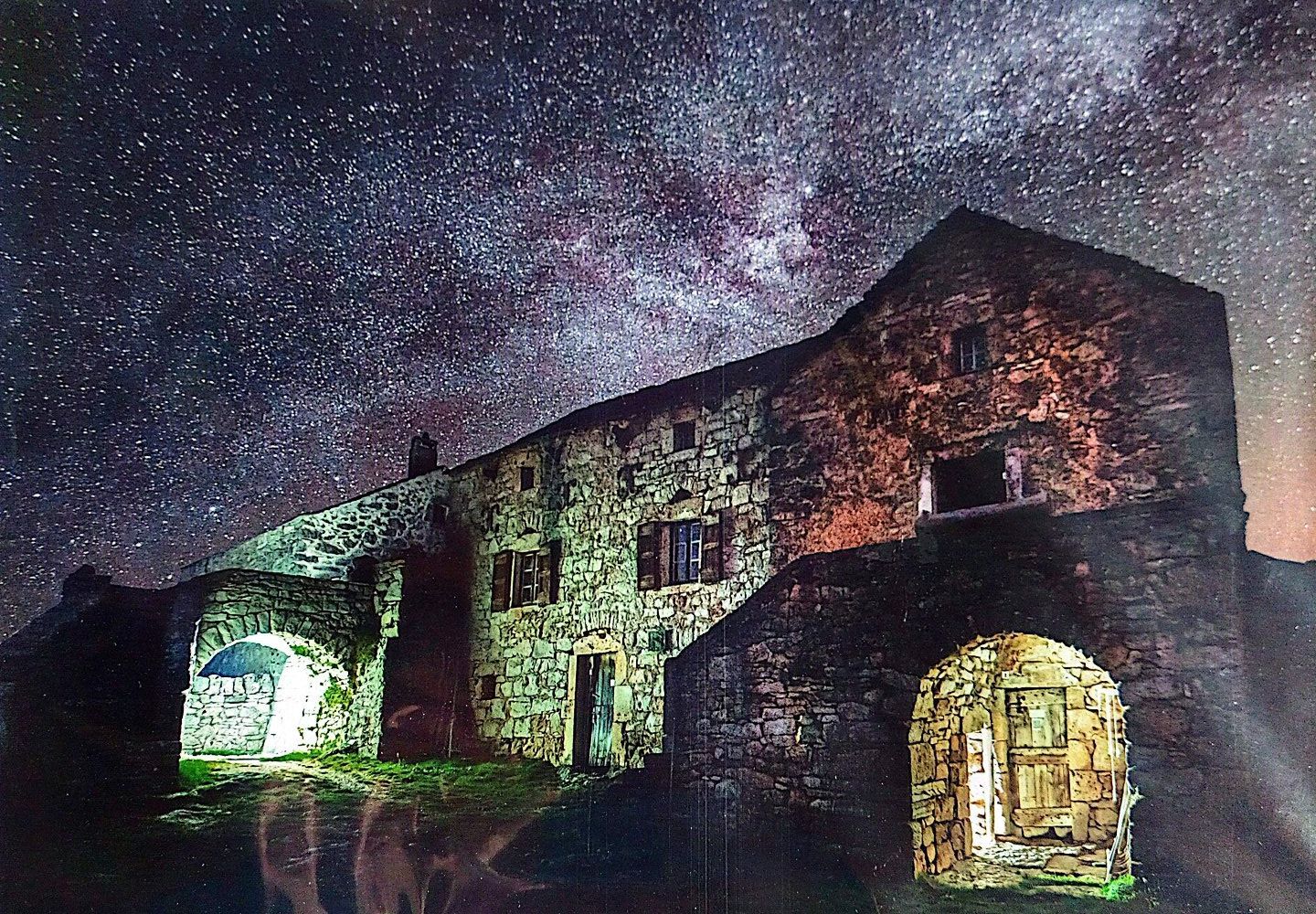 Photo Benoît Colomb| Ferme Caussenarde de Nuit Photo Benoît Colomb| Ferme Caussenarde de Nuit