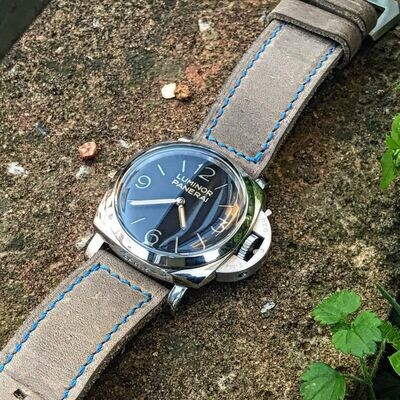 Gray Strap