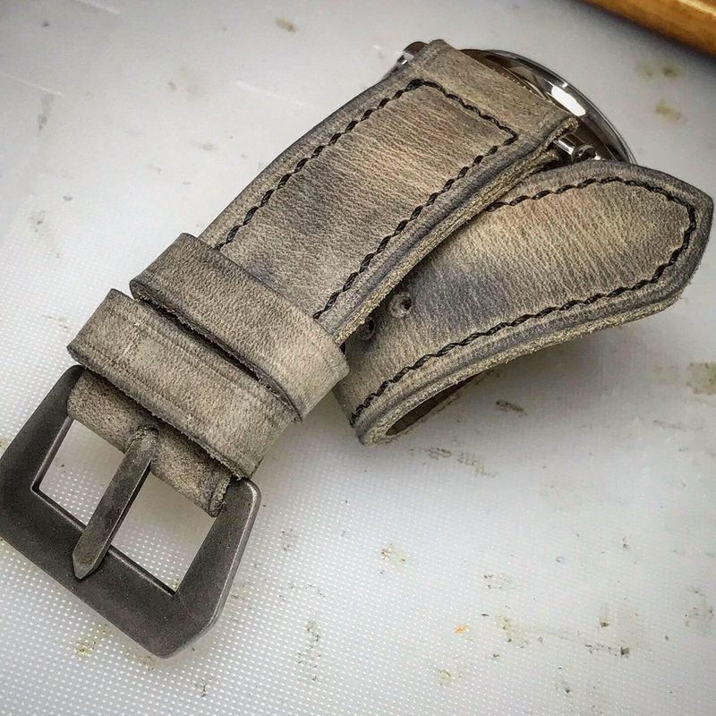 Graphite Strap