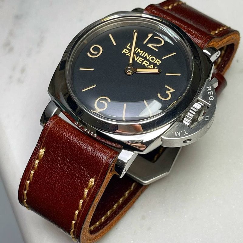 Mahogany Strap